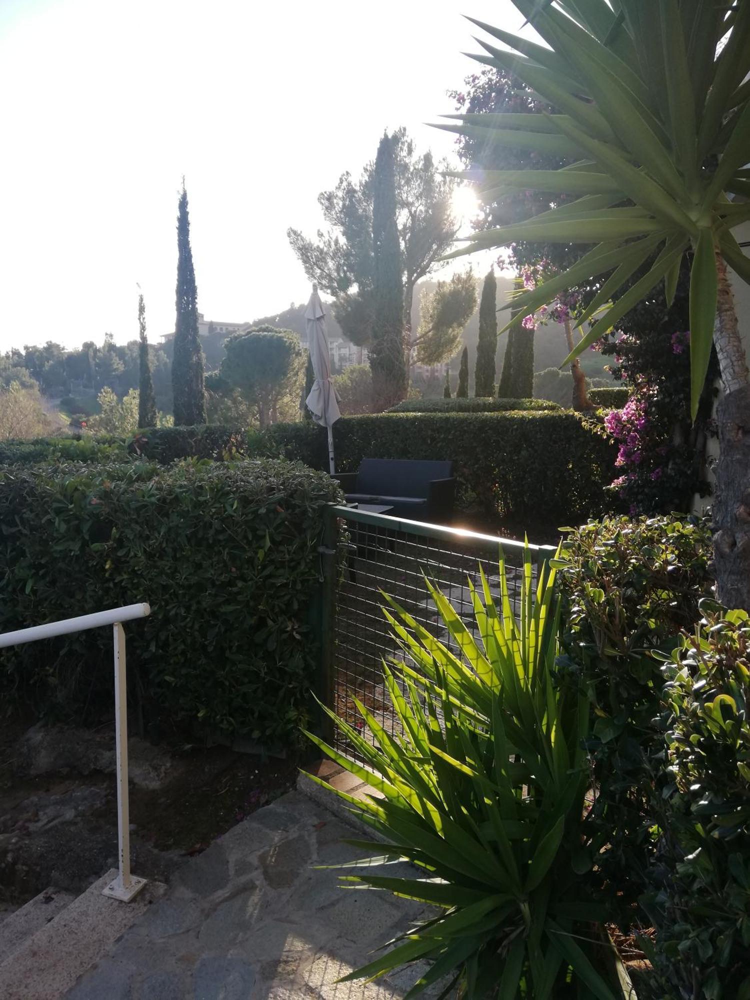 T2 En Rez De Jardin Privatif Cloture , Cap Esterel Pierre Et Vacances ,Piscine Chauffee Des Le 05 Avril Au 02 Novembre Saint-Raphaël 外观 照片