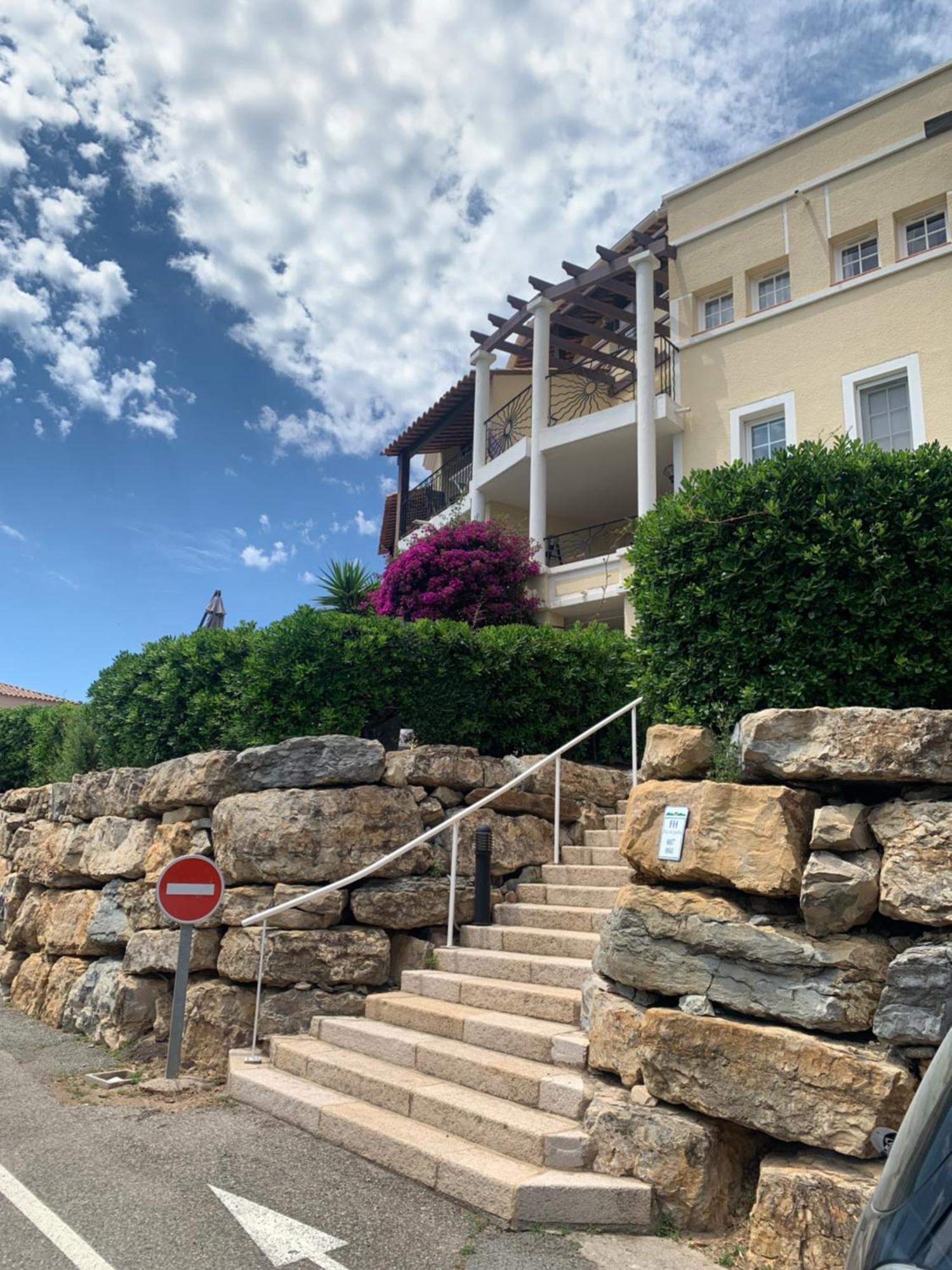 T2 En Rez De Jardin Privatif Cloture , Cap Esterel Pierre Et Vacances ,Piscine Chauffee Des Le 05 Avril Au 02 Novembre Saint-Raphaël 外观 照片