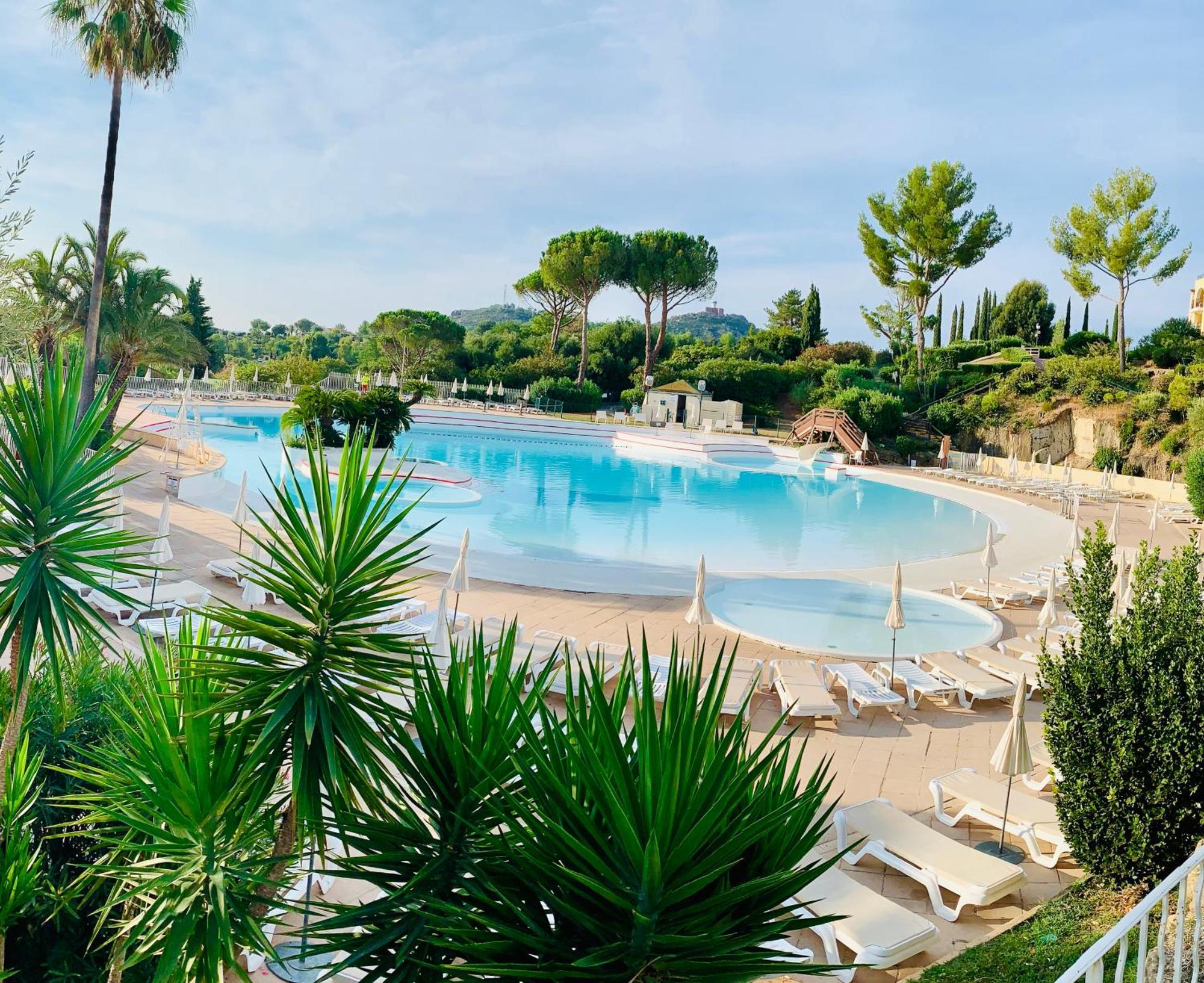 T2 En Rez De Jardin Privatif Cloture , Cap Esterel Pierre Et Vacances ,Piscine Chauffee Des Le 05 Avril Au 02 Novembre Saint-Raphaël 外观 照片